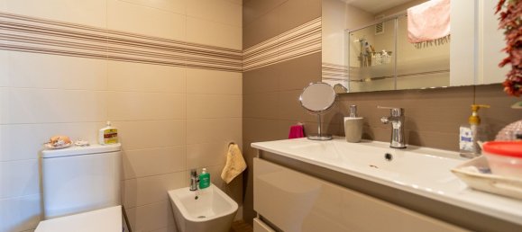 4 bedrooms Apartment in Malaga, Spain No. 112101 24