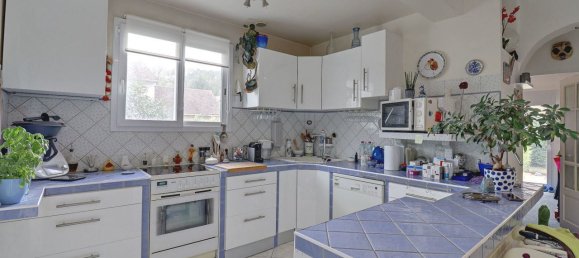 Casa de 5 dormitorios en Verneuil-sur-Seine, France No. 185642 6