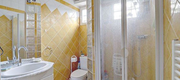 Casa de 5 dormitorios en Verneuil-sur-Seine, France No. 185642 26