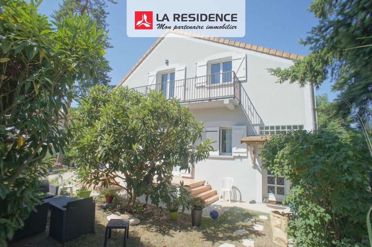 Casa de 5 dormitorios en Verneuil-sur-Seine, France No. 185642