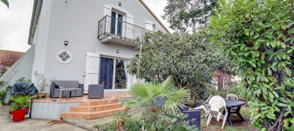 Casa de 5 dormitorios en Verneuil-sur-Seine, France No. 185642 34