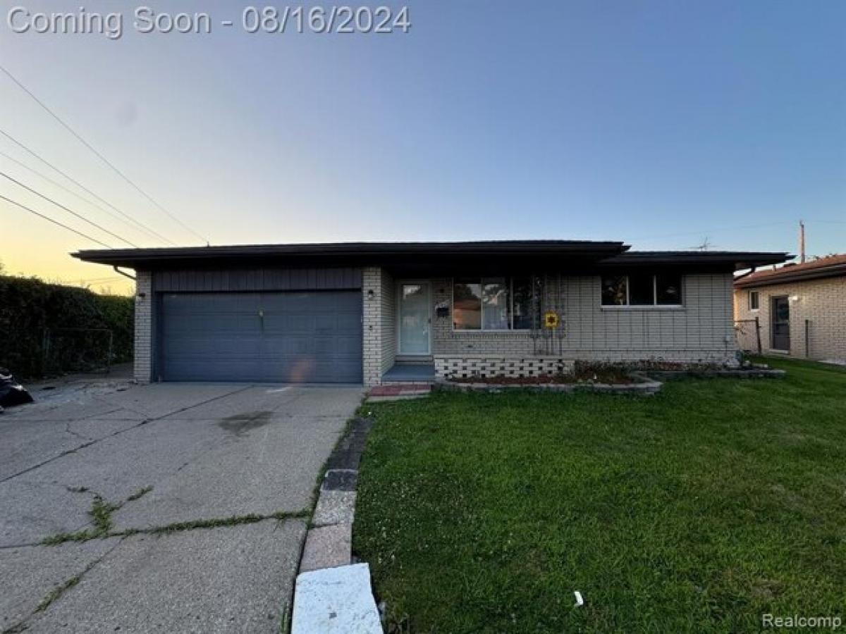 3 bedrooms House in Sterling Heights, USA No. 406466
