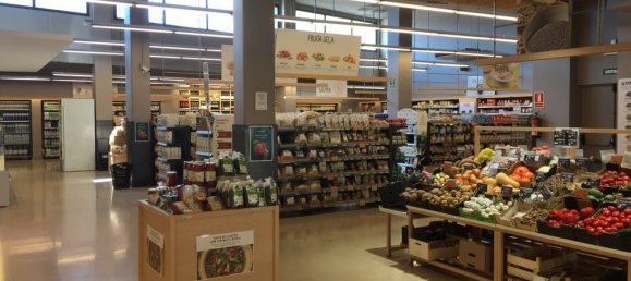 Gewerbliche Immobilie in Barcelona, Spain 1723m², Nr. 140 4