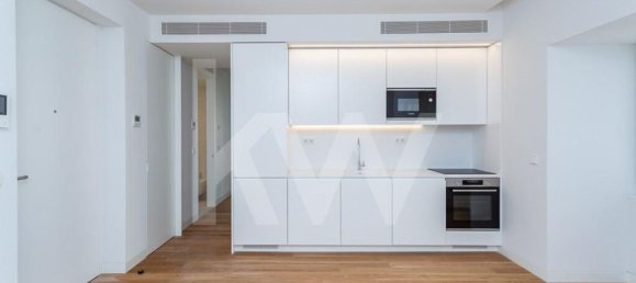 1 bedroom Apartment in Lisbon, Portugal No. 69800 8