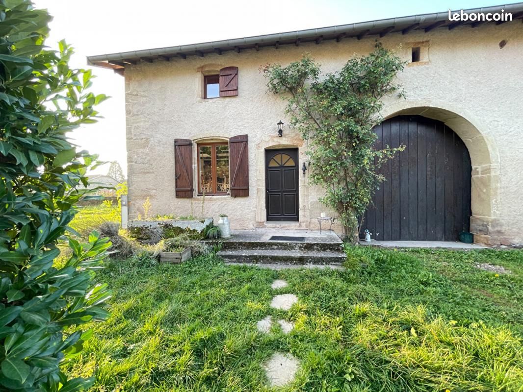 3 bedrooms House in Darney, France No. 155532