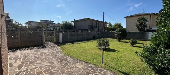 5 Schlafzimmer Villa in Solaro, Italy, Nr. 364913 11