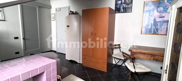 1 bedroom Apartment in Turin, Italy No. 360324 5