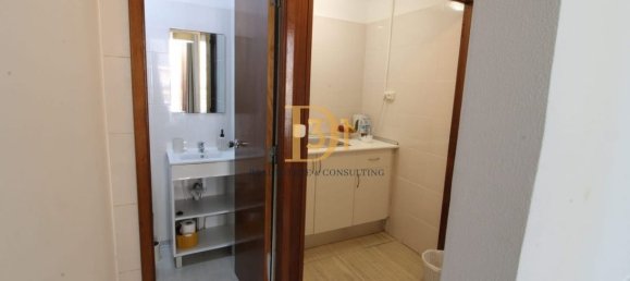 Propriété commerciale à Funchal, Portugal 199m² No. 214865 19