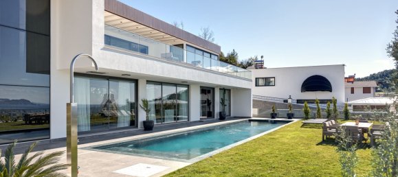 Villa 4+1 in Kargicak, Turkey No. 26364 19