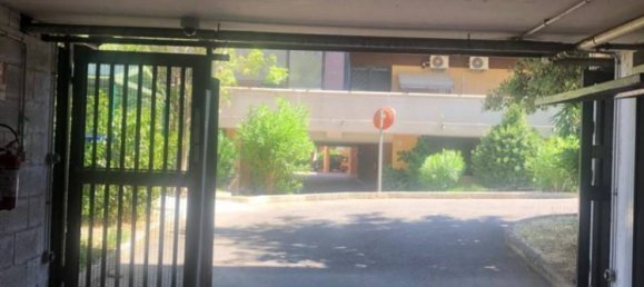 20m² Garage in Rome, Italy No. 327645 6