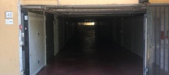 20m² Garage in Rome, Italy No. 327645 5