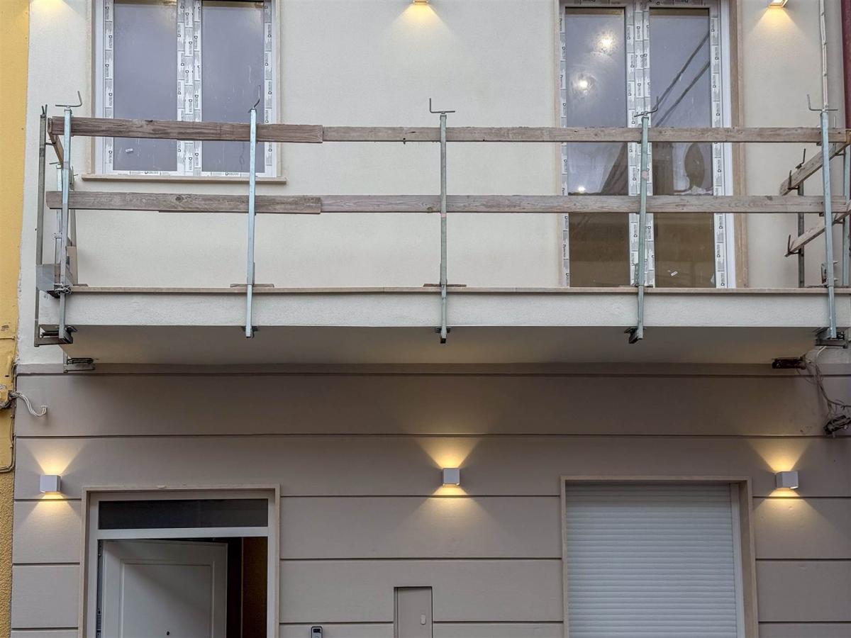 Дом с 3 спальнями в Виареджо, Италия № 797