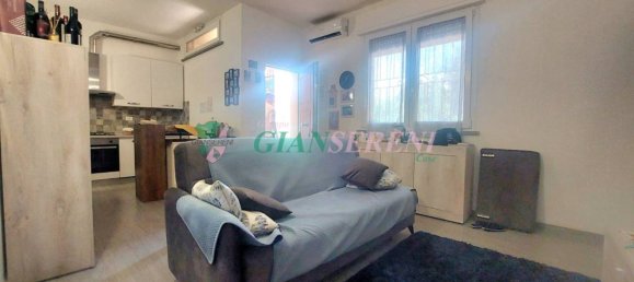 2 bedrooms Apartment in Follonica, Italy No. 293388 2