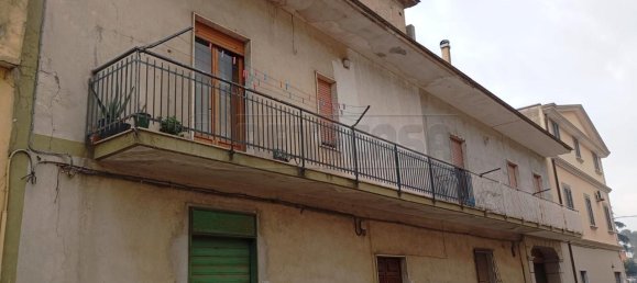 10 rooms House in Marcianise, Italy No. 36698 24