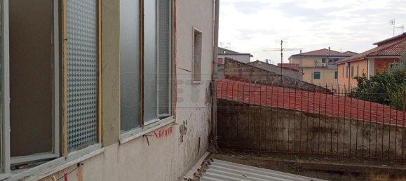 10 rooms House in Marcianise, Italy No. 36698 20