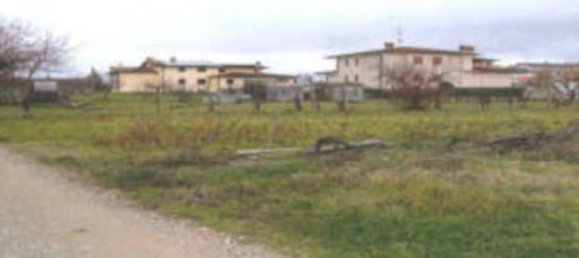 2732m² Land in Umbertide, Italy No. 274356 4