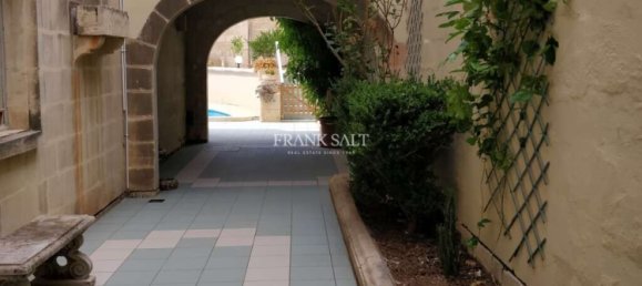 4 Schlafzimmer Villa in Attard, Malta, Nr. 6659 8