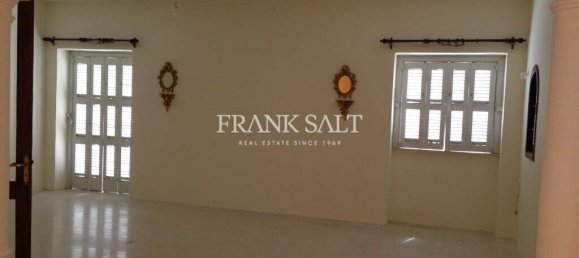 4 Schlafzimmer Villa in Attard, Malta, Nr. 6659 11