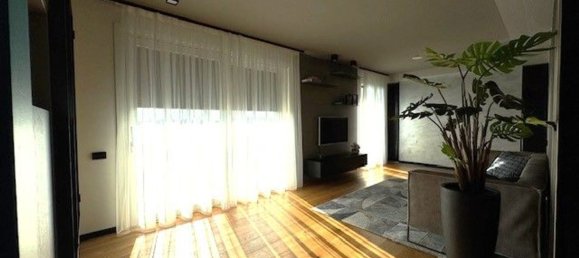 4 rooms Apartment in Cesano Maderno, Italy No. 182612 7