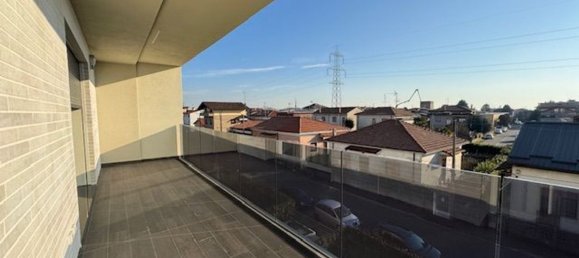 4 rooms Apartment in Cesano Maderno, Italy No. 182612 48