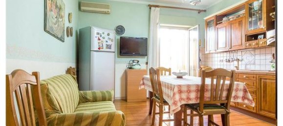 2 Schlafzimmer Wohnung in Fiumefreddo di Sicilia, Italy, Nr. 252376 3