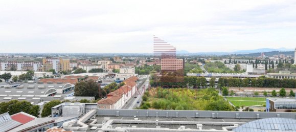 2 غرف نوم شقة في Brescia, Italy رقم 156446 41