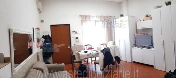 2 rooms Duplex in Rome, Italy No. 189920 3