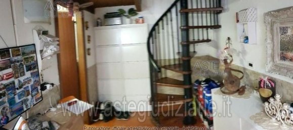 2 rooms Duplex in Rome, Italy No. 189920 13