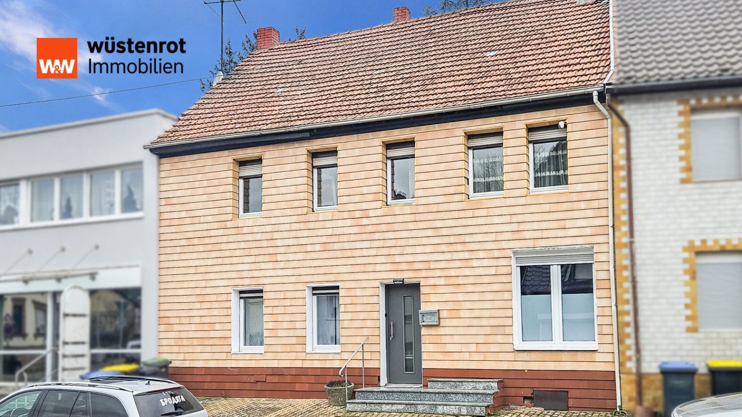 4 bedrooms Townhouse in Saarbrucken, Germany No. 64478