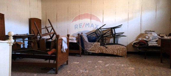 8 غرف نوم منزل في Favara, Italy رقم 271459 24