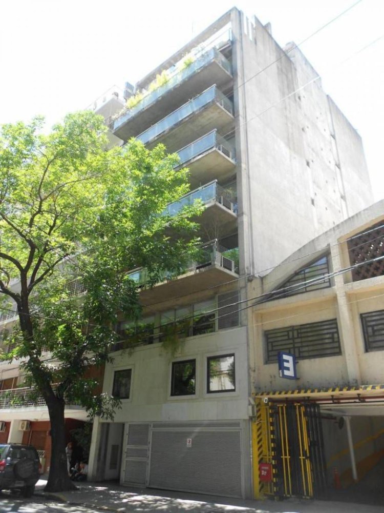 Apartamento de 3 dormitorios en Buenos Aires, Argentina No. 101205