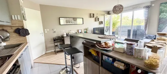 2 bedrooms Apartment in Chennevieres-sur-Marne, France No. 321596 4