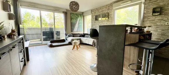 2 bedrooms Apartment in Chennevieres-sur-Marne, France No. 321596 2