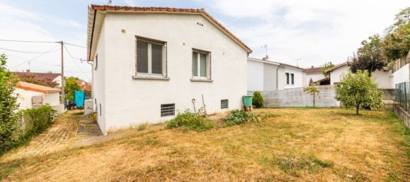 3 bedrooms House in Le Passage, France No. 341844 8