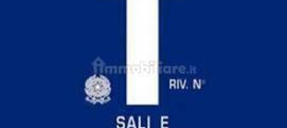 2-salle Propriété commerciale à Chieri, Italy No. 58421 2