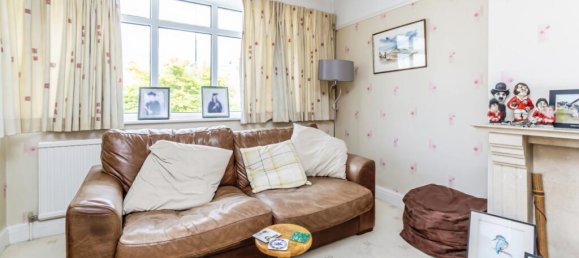 4 Schlafzimmer Haus in South Croydon, United Kingdom, Nr. 8092 8