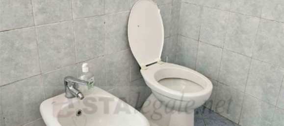 7 rooms Apartment in Pescarolo ed Uniti, Italy No. 185312 10