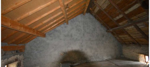 Casa de 3 dormitorios en Olby, France No. 205452 10