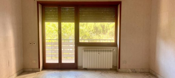 2 bedrooms Apartment in Rome, Italy No. 312760 2