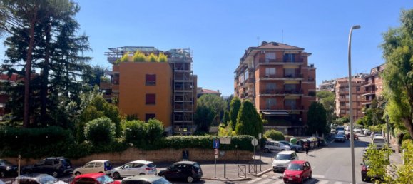 2 bedrooms Apartment in Rome, Italy No. 312760 12