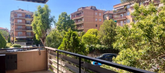 2 bedrooms Apartment in Rome, Italy No. 312760 4