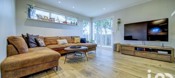 Casa de 4 dormitorios en Saint-Privat-la-Montagne, France No. 307558 7