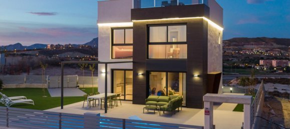 Villa de 3 dormitorios en Mutxamel, Spain No. 5977 2