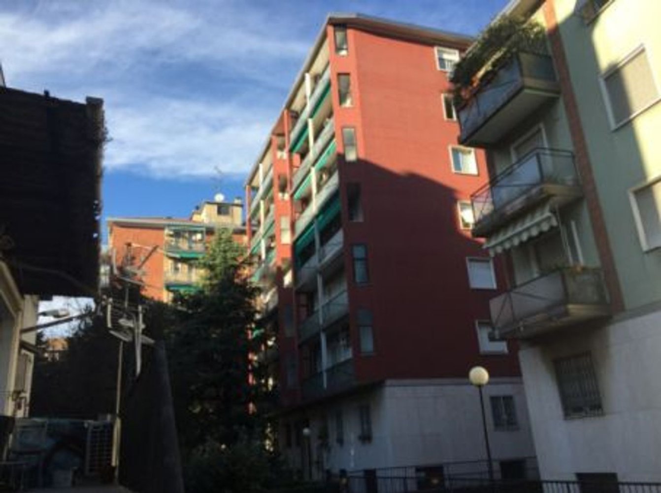 Gewerbliche Immobilie in Milan, Italy 78m², Nr. 245898