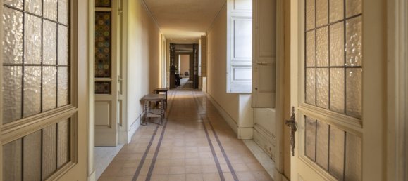 10 bedrooms Villa in Sant'Agata li Battiati, Italy No. 39065 18