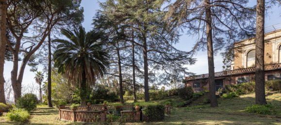 10 bedrooms Villa in Sant'Agata li Battiati, Italy No. 39065 75