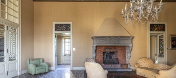 10 bedrooms Villa in Sant'Agata li Battiati, Italy No. 39065 3