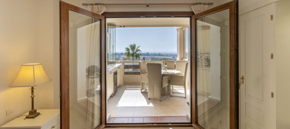 Apartamento de 2 dormitorios en Estepona, Spain No. 138506 17