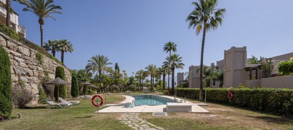 Apartamento de 2 dormitorios en Estepona, Spain No. 138506 40