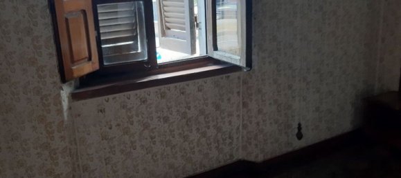 6 rooms House in Arezzo, Italy No. 152018 9